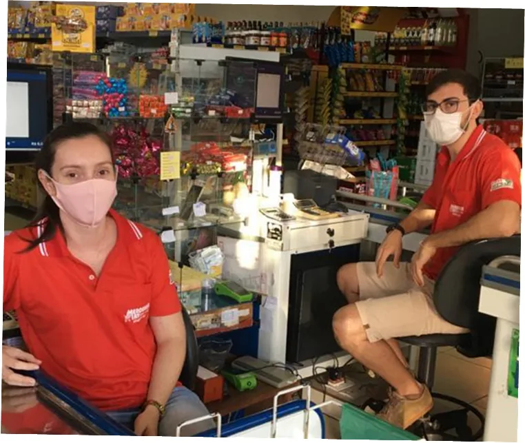 Micael e Estelita — nova gestão do Supermercado May